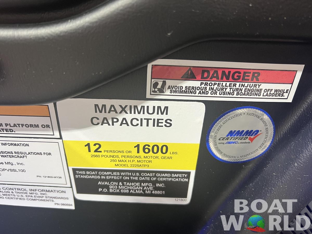 2026 Tahoe Pontoons Cascade 2385 Quad Lounge Tritoon