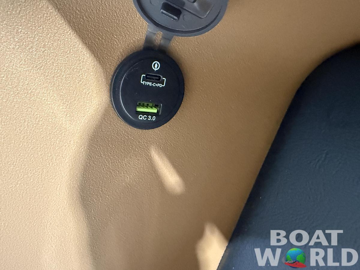 2026 Tahoe Pontoons LTZ 2385 Elite Cruise