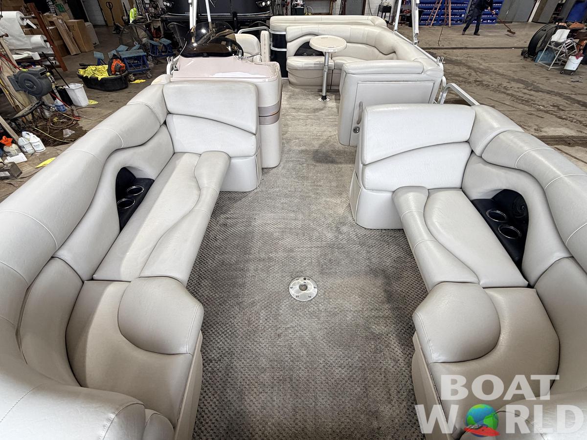 Used 2010 Starcraft StarDeck 8522 & 50HP Mercury 4Stroke -$14,995