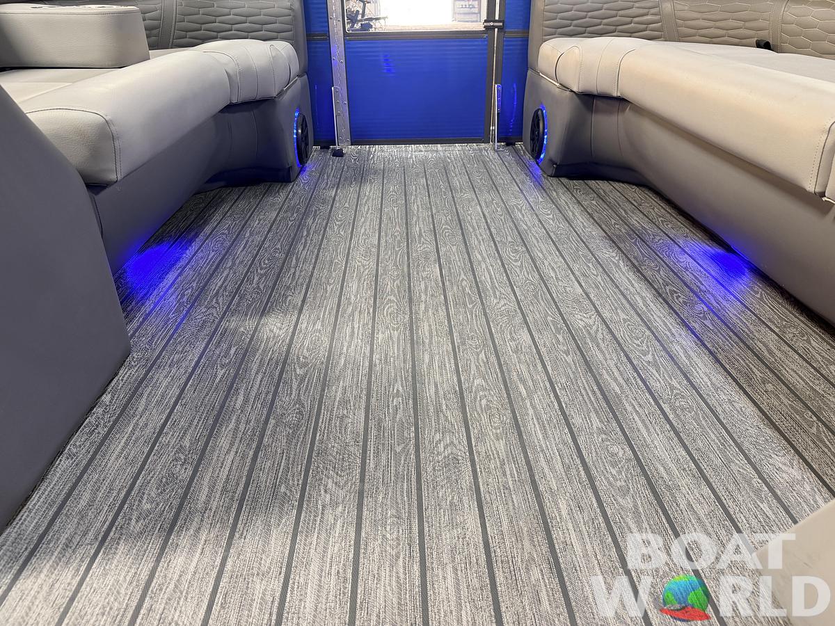 Used 2021 Montego Bay 8522 Fish & Cruise Deluxe Pontoon & 90HP Honda 4Stroke -$29,995