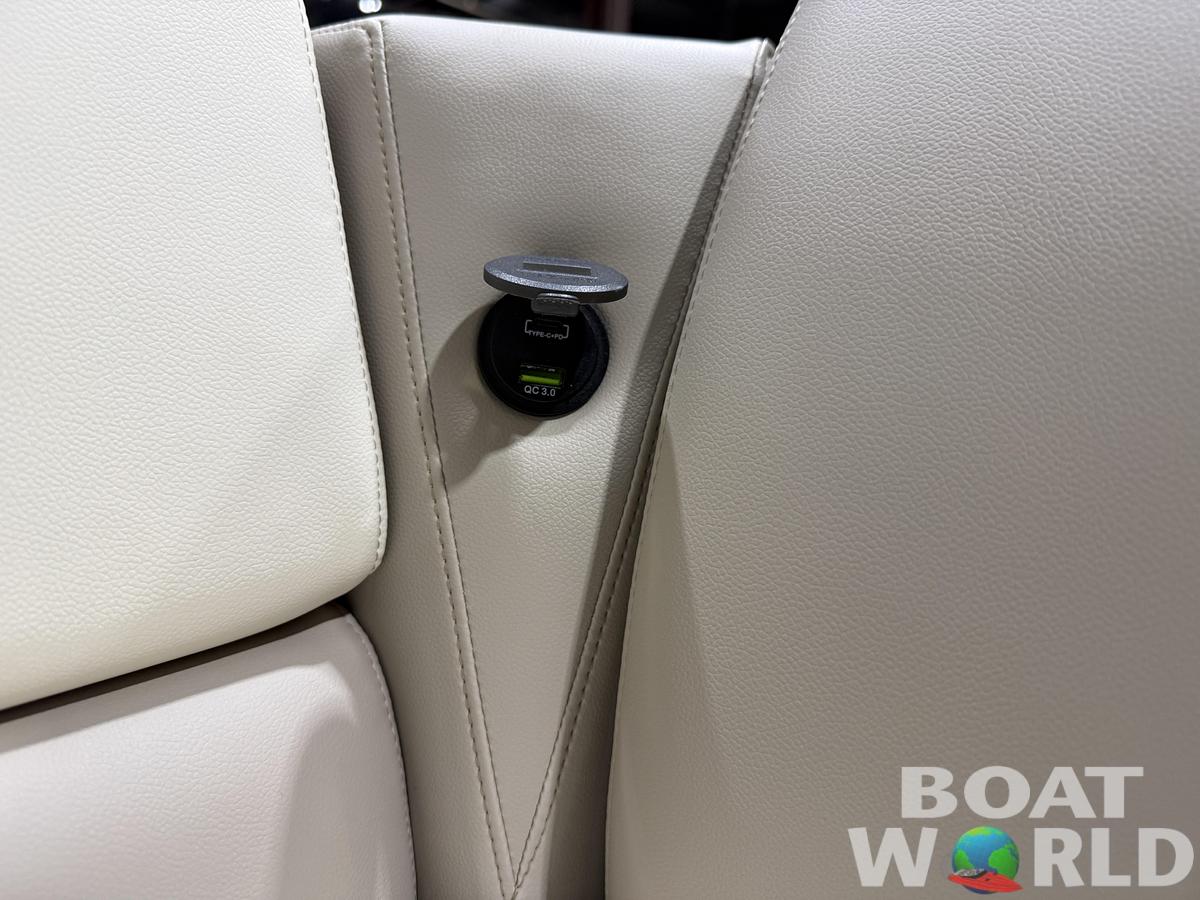 2026 Tahoe Pontoons Sport 2180 Quad Lounge