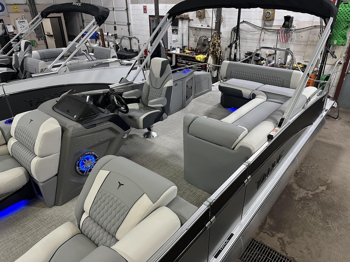 2025 Tahoe Pontoons Cascade 2385 Cruise Rear Bench Tritoon & Honda 225HP 4-Stroke EFI