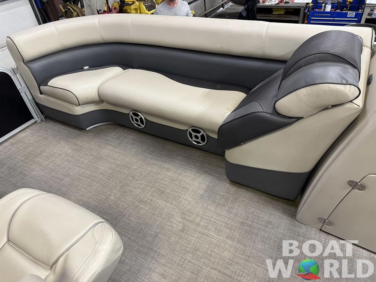 Used 2018 Premier SunSpree 220 DL Pontoon