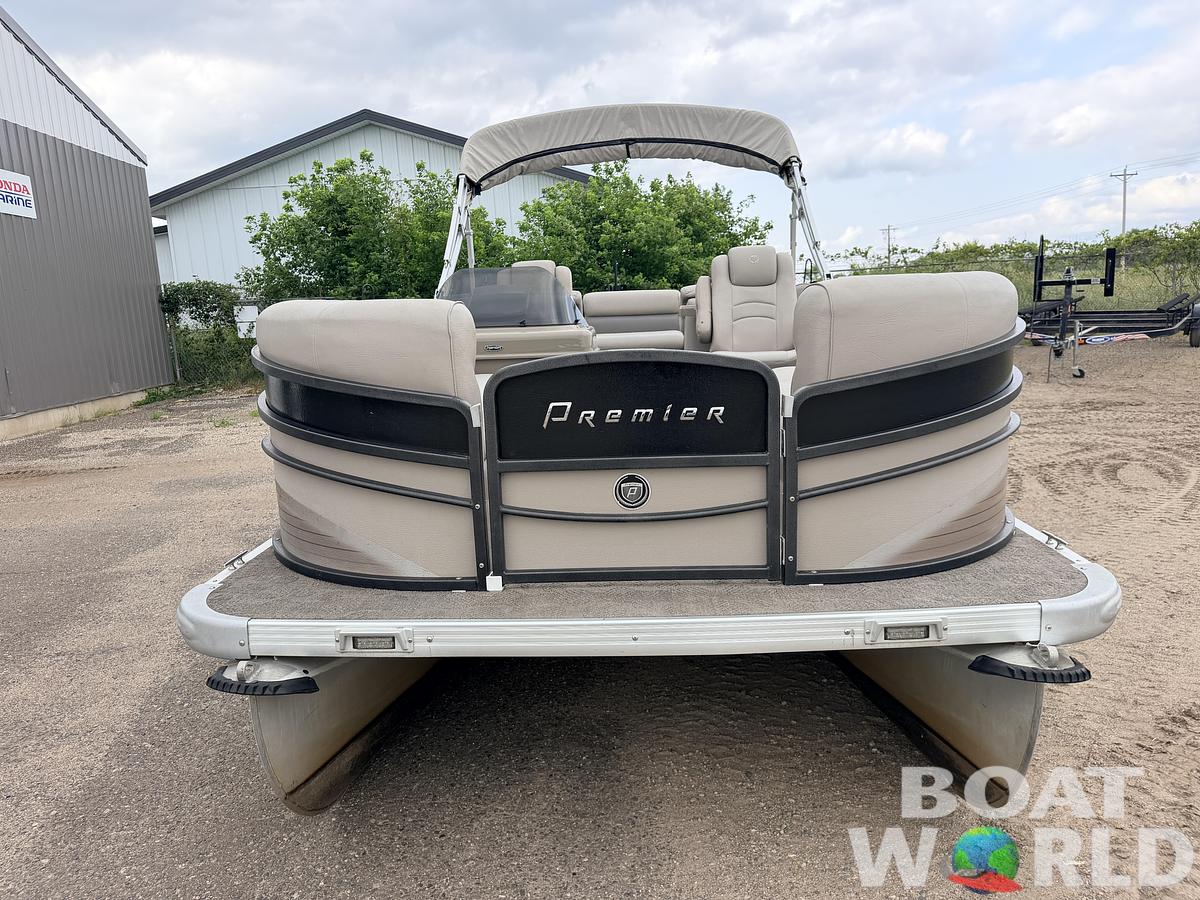 Used 2012 Premier 225 Solaris & 50HP Yamaha 4Stroke -$19,995