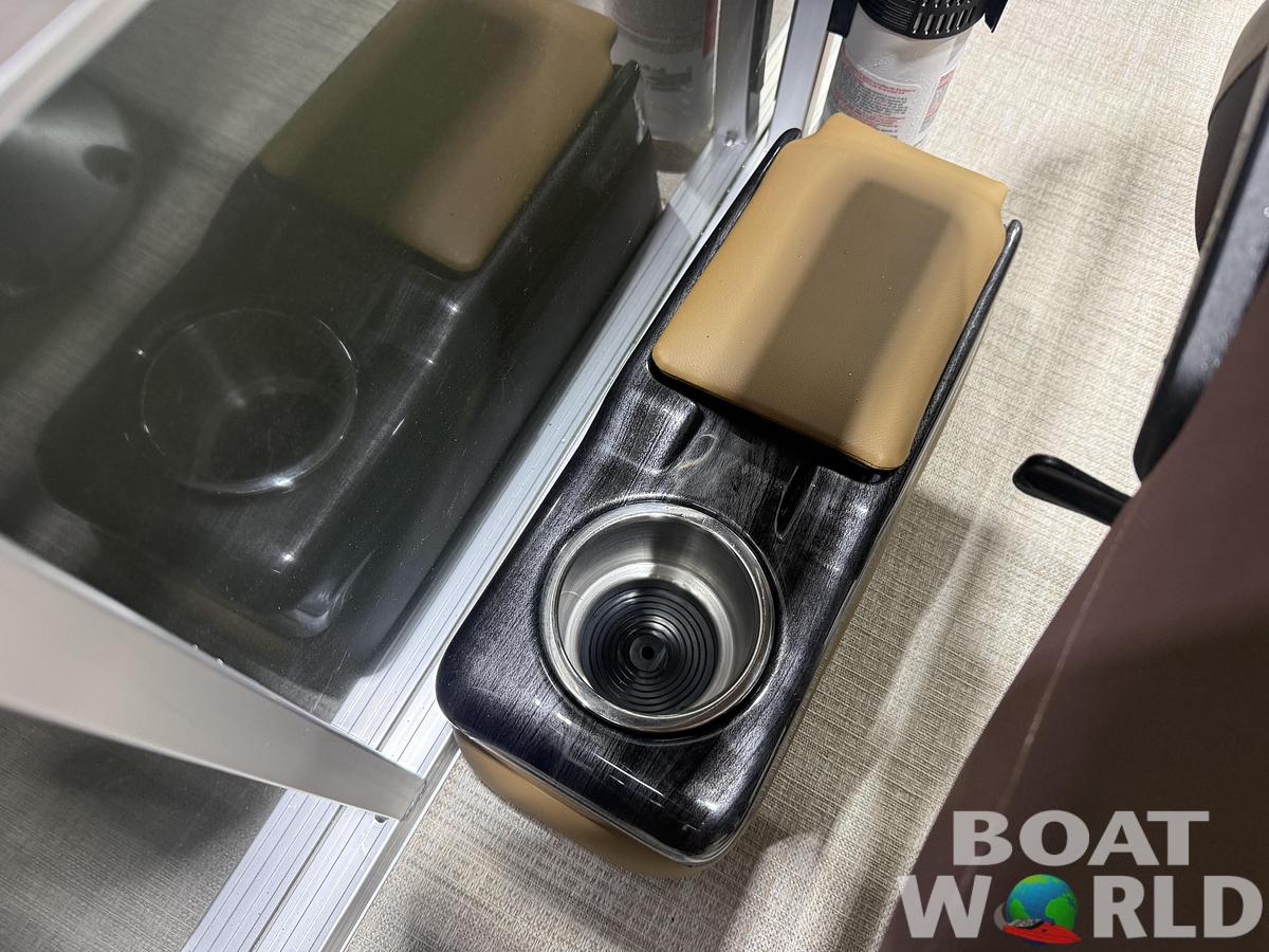 2026 Tahoe Pontoons Sport 2185 Swingback (VRB)