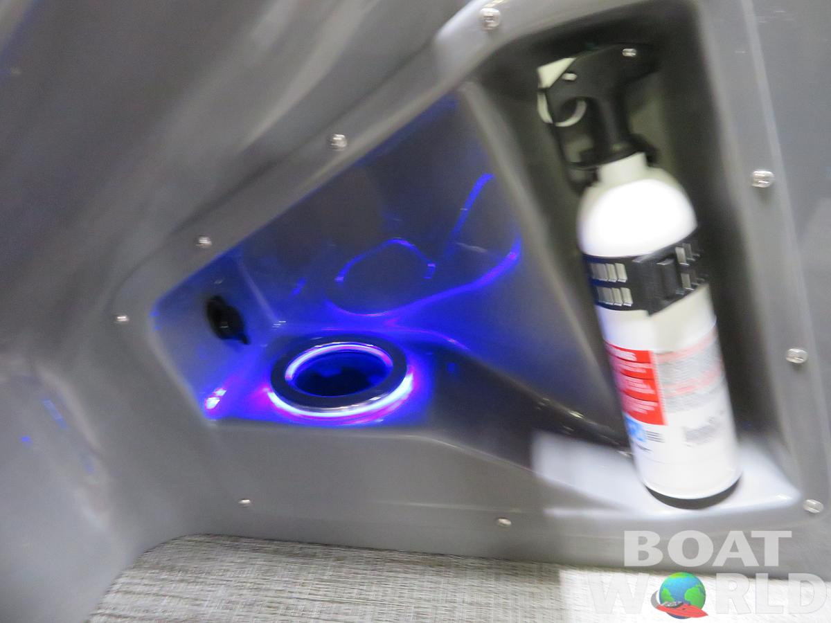 2024 Tahoe Pontoons Cascade 2385 VRL Swingback & Honda 140HP 4-Stroke EFI