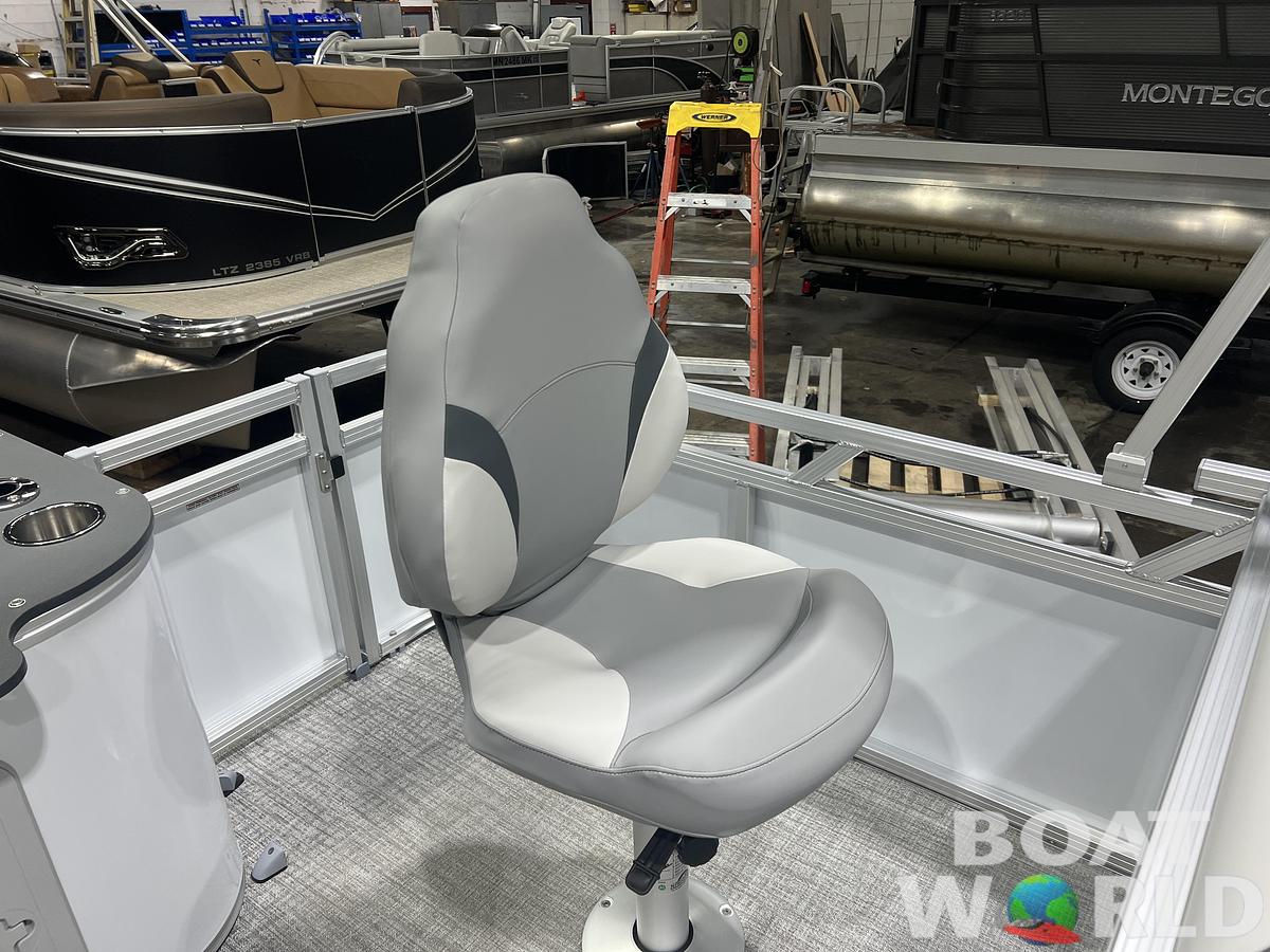 2026 Tahoe Pontoons Sport 2185 Rear Fish 