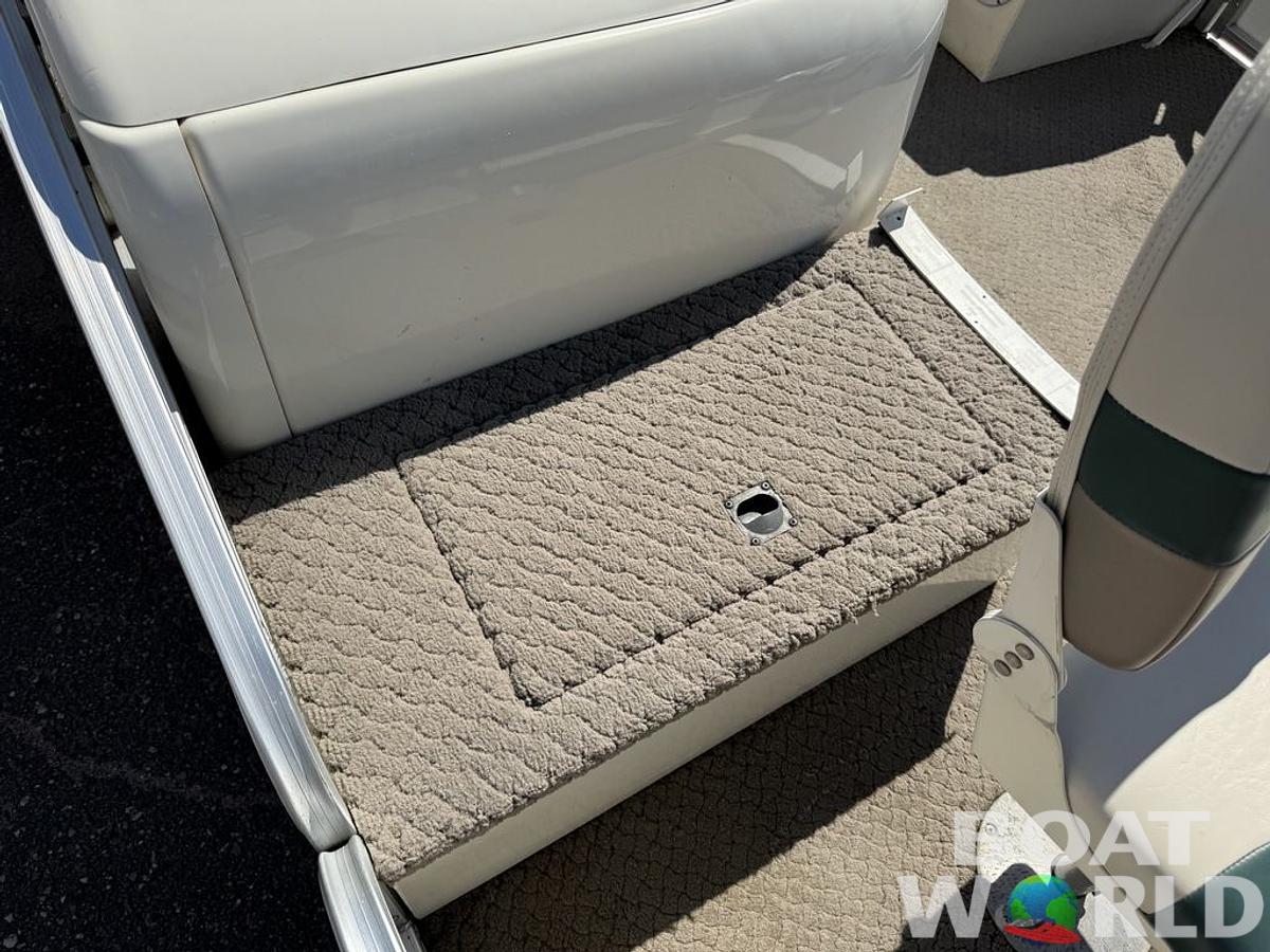 Used 2005 Lowe SunCruiser Trinidad 204