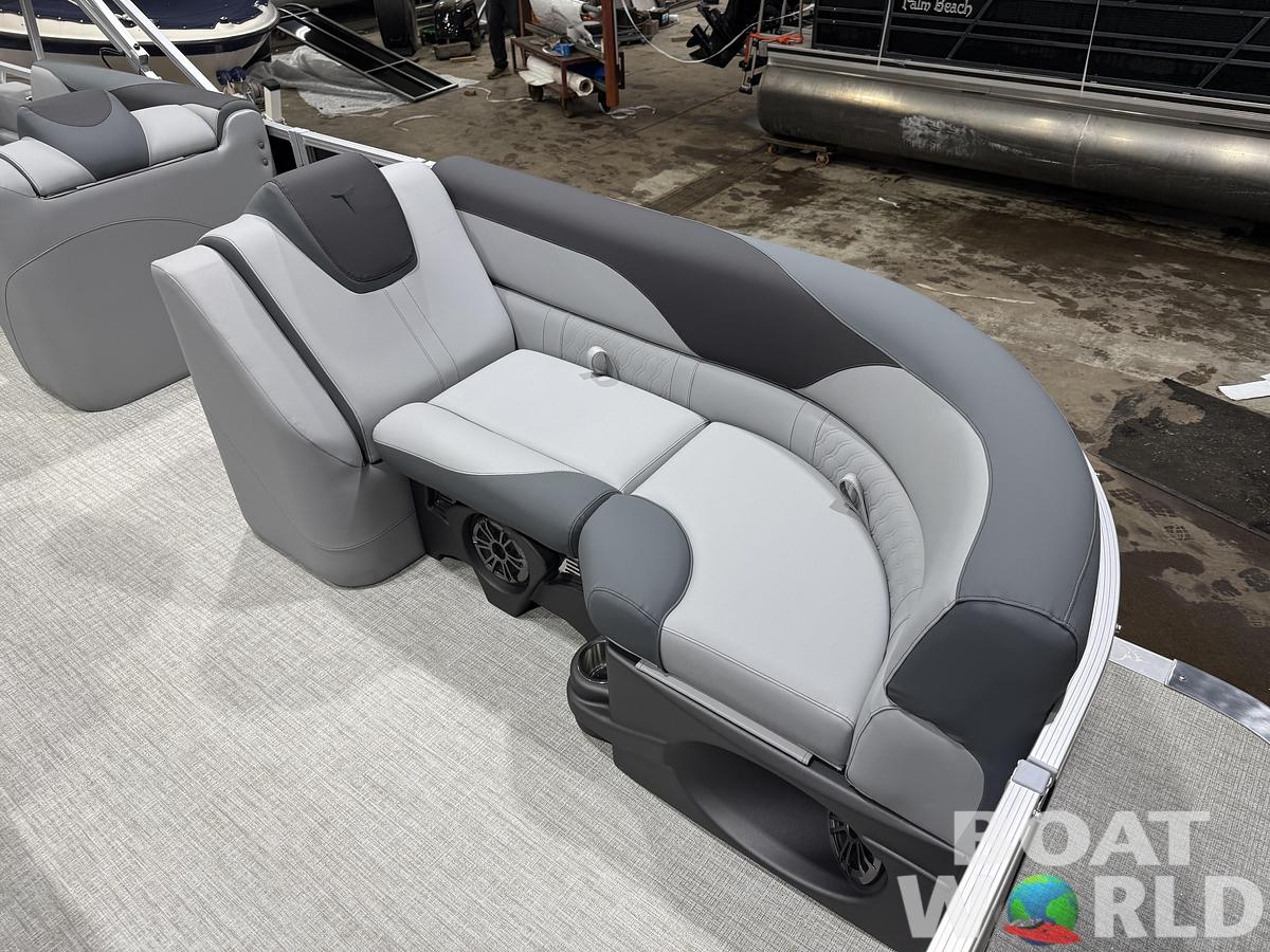 2027 Tahoe LTZ 2385 VRB SE Swingback Pontoon $42995