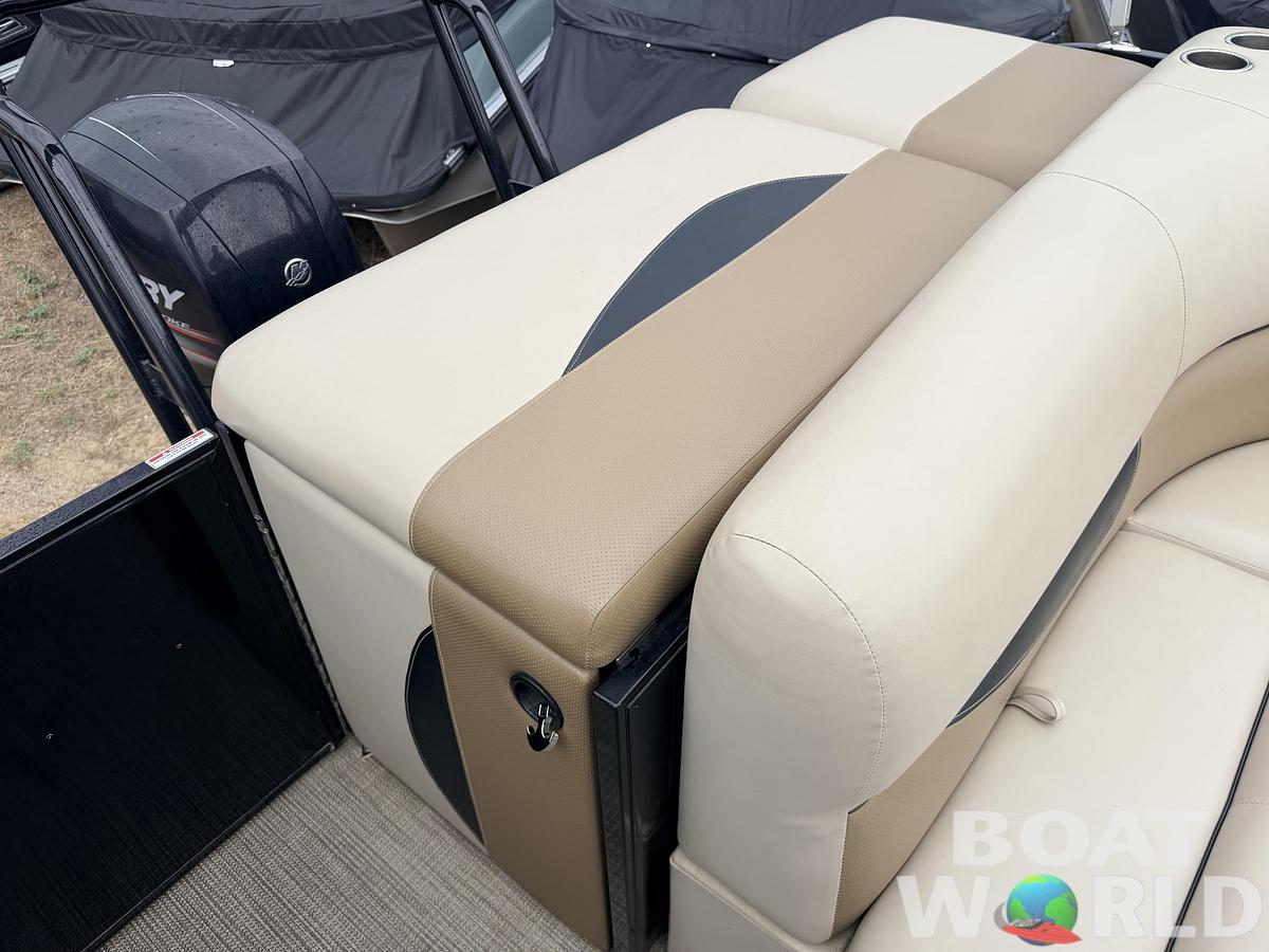 Used 2018 Bentley Encore 240 Cruise SE & 150HP Mercury 4Stroke -$29,995