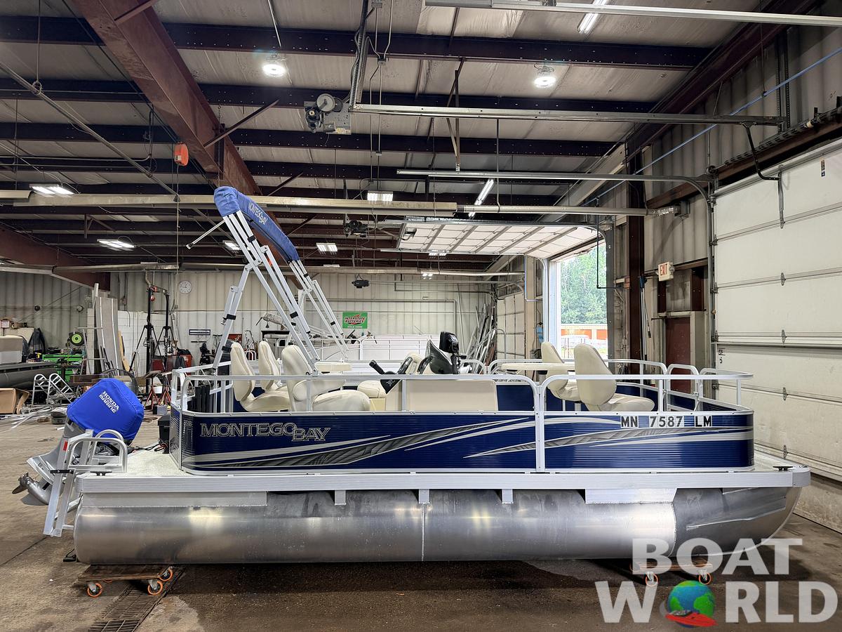 Used 2017 Montego Bay 8518 4-PT & 40HP Honda 4Stroke -$18,995