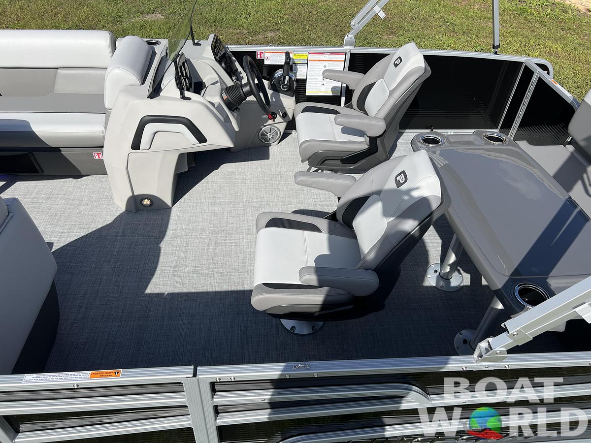 2026 Princecraft Vectra 23 RL SS Swingback Pontoon & Mercury 4-Stroke EFI