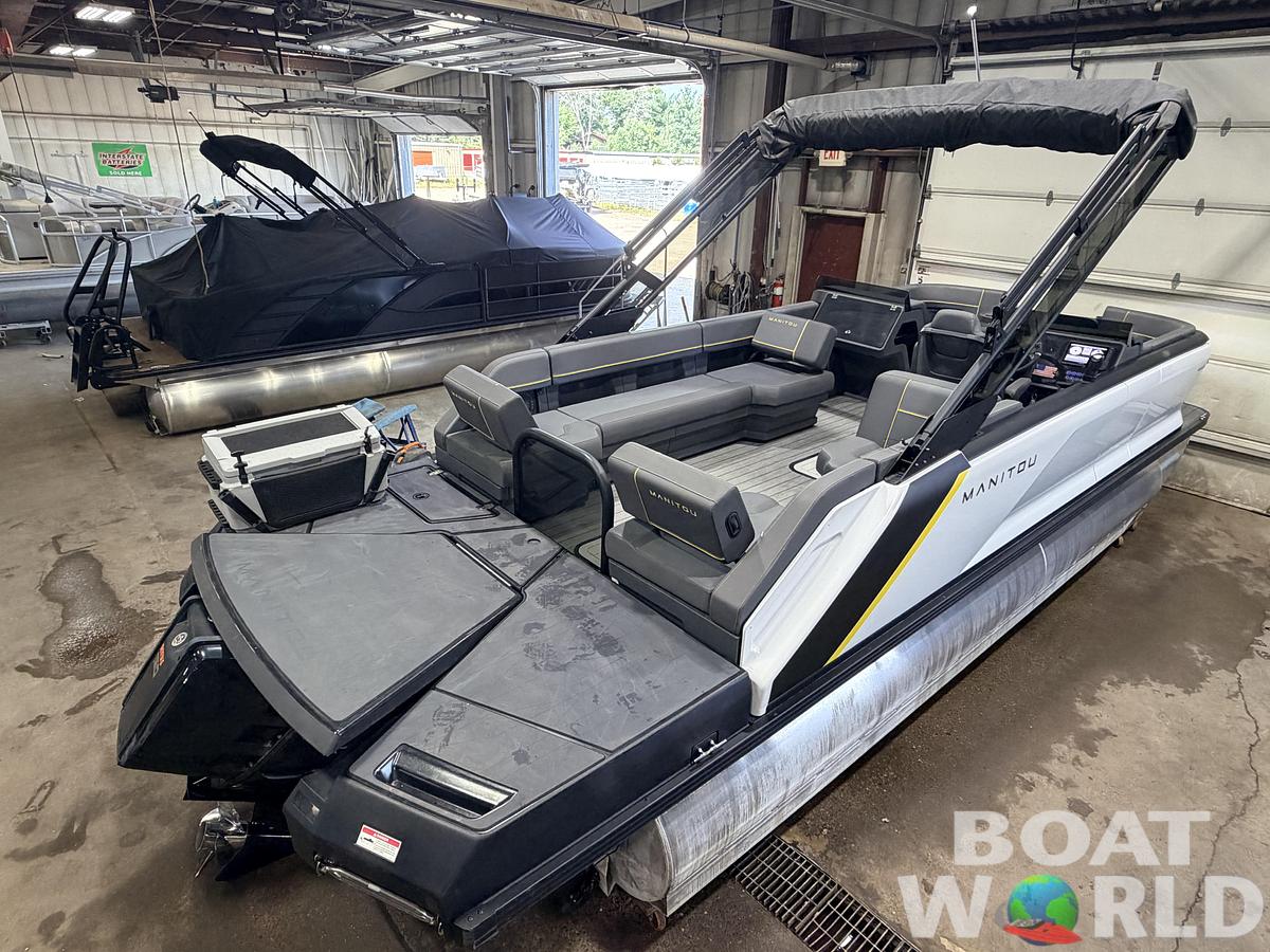 Used 2023 Manitou 220 Explore Tritoon & 150HP Rotax -$39,995
