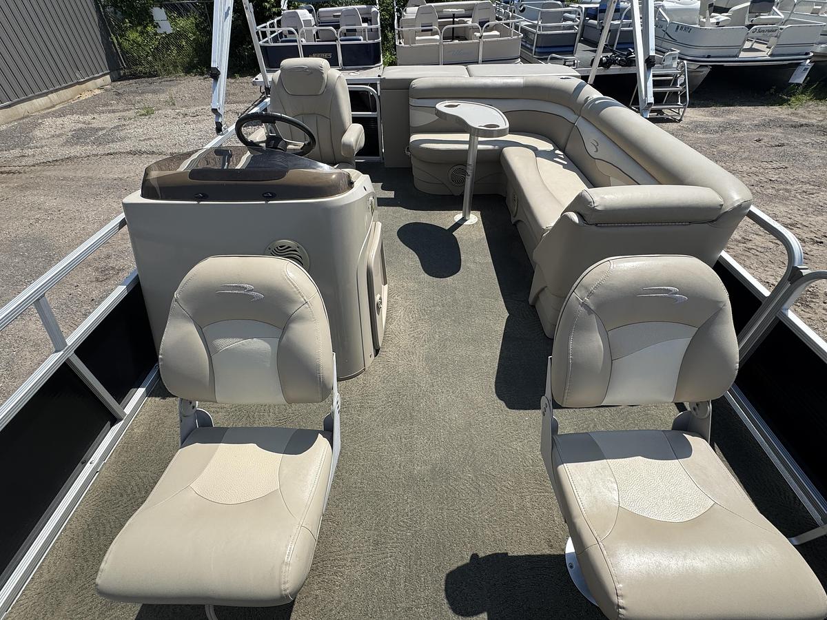 Used 2013 Bennington 17SF