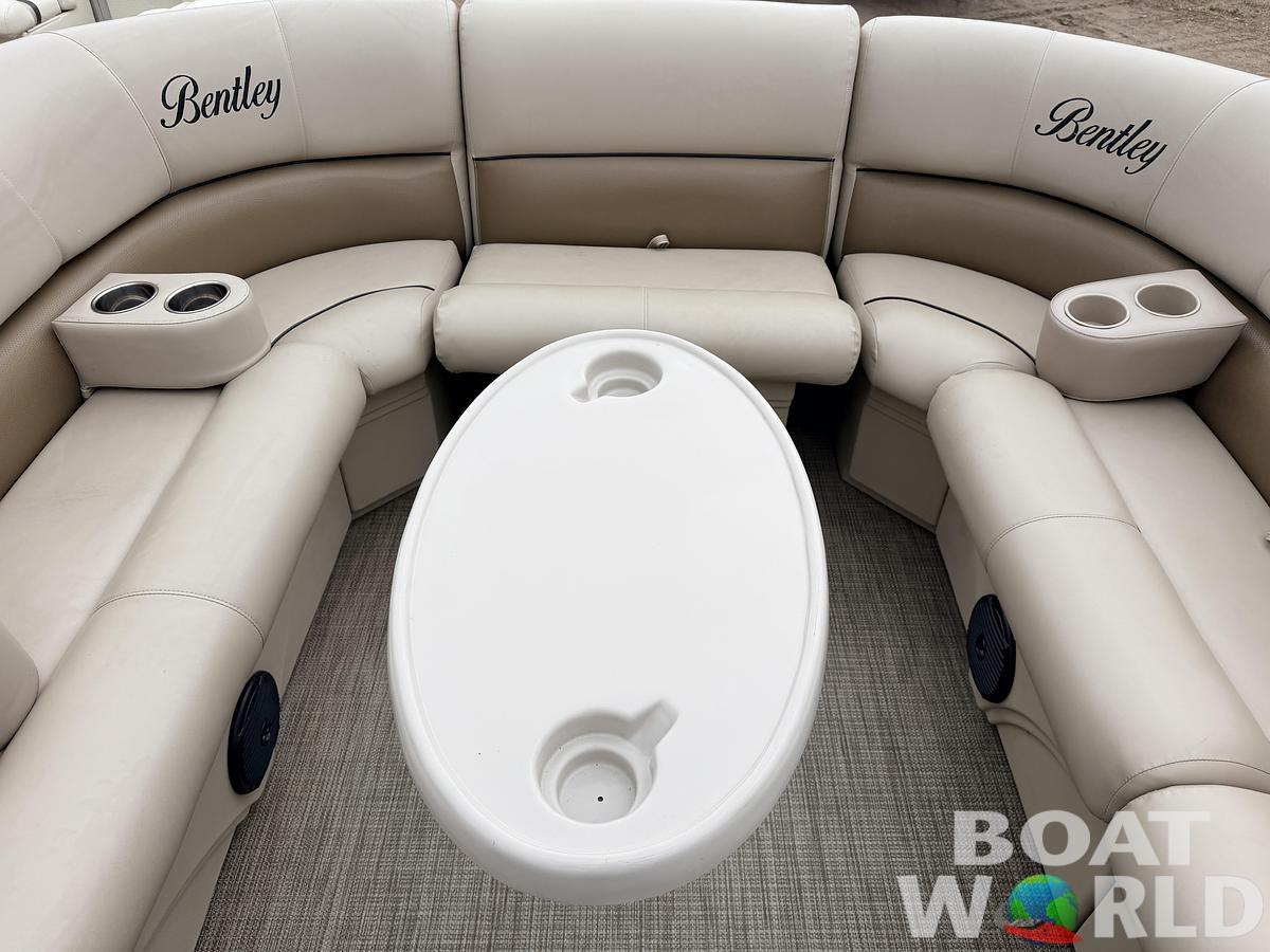 Used 2018 Bentley Encore 240 Cruise SE & 150HP Mercury 4Stroke -$29,995