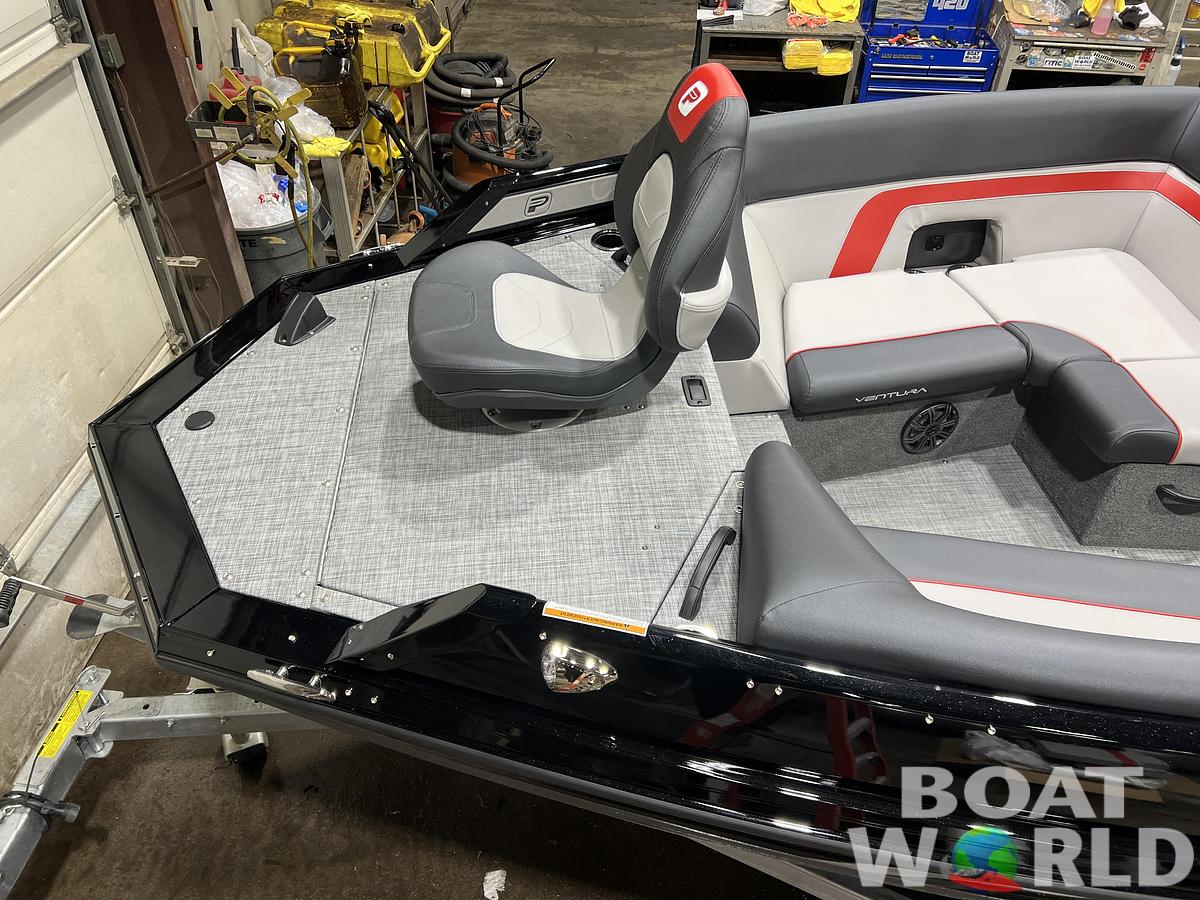 2026 Princecraft Ventura 230 WRL Swingback Deckboat