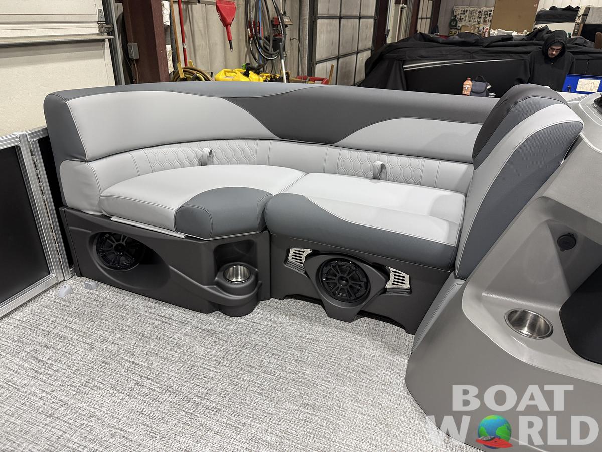 2026 Tahoe LTZ 2385 Quad Lounge & 4-Stroke $38995