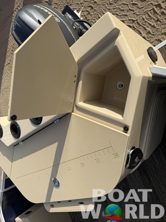 Used 2022 Sweetwater 21' Quad Fish Pontoon