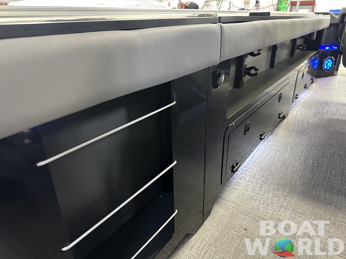 2025 Tahoe Pontoons GEOfish CRF 2585 Tritoon & Honda 4-Stroke EFI