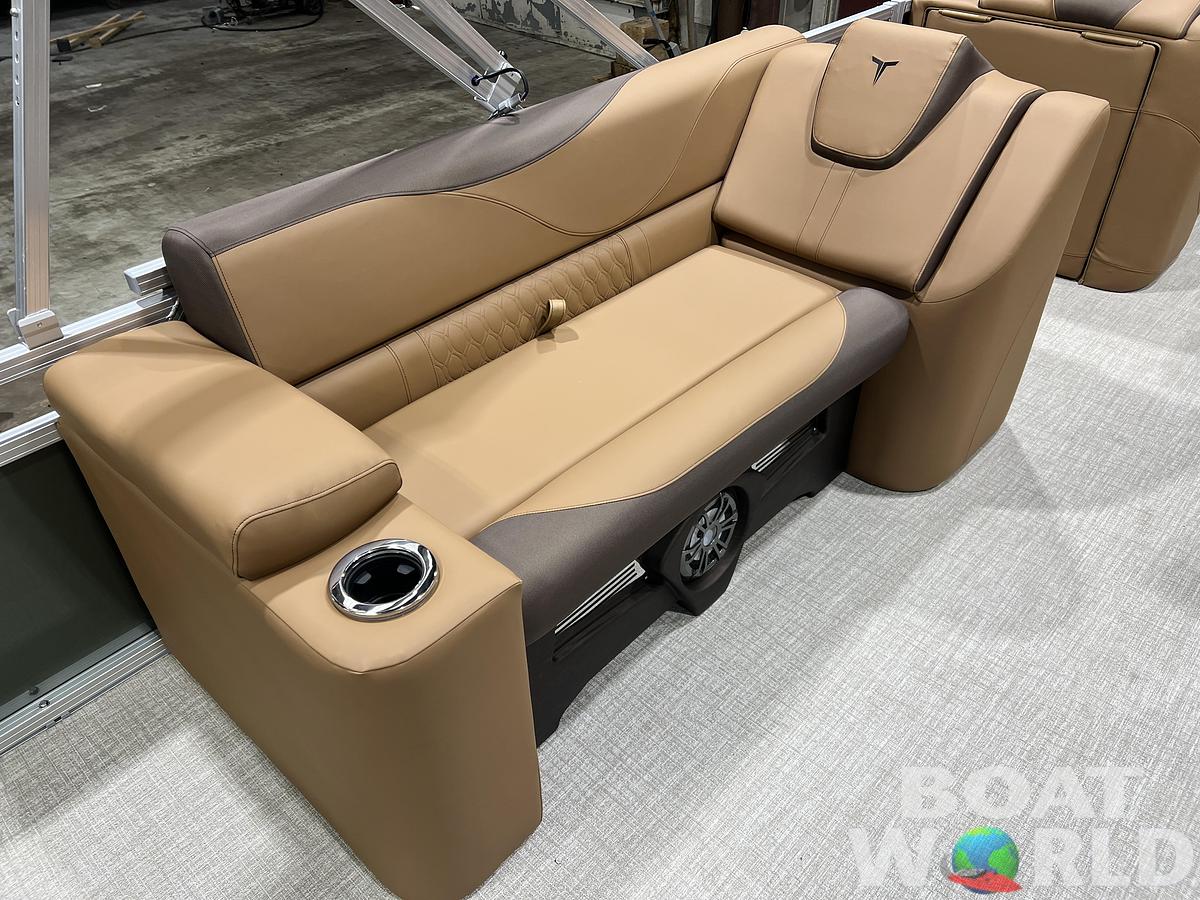 2026 Tahoe Pontoons LTZ 2385 Elite Cruise Tritoon 