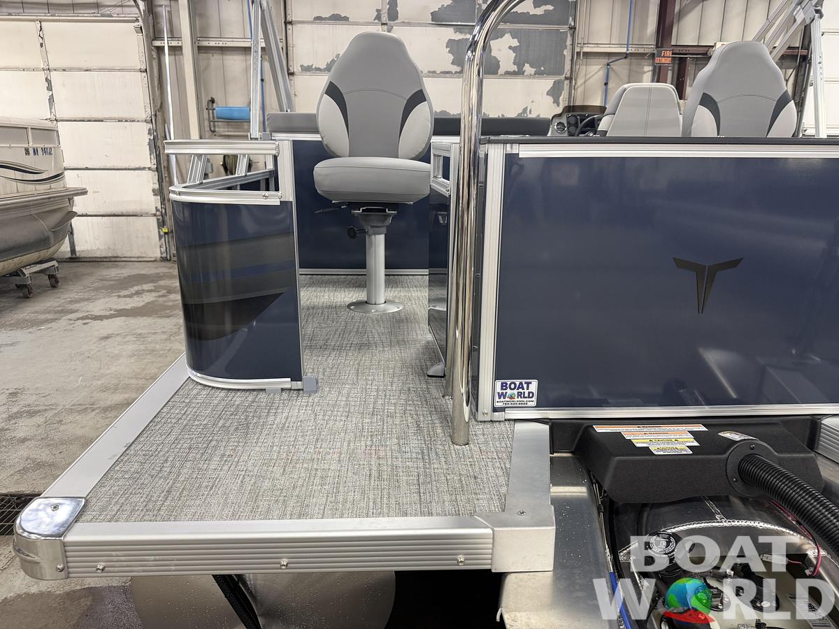 2026 Tahoe Pontoons Sport 2385 Rear Fish Tritoon 