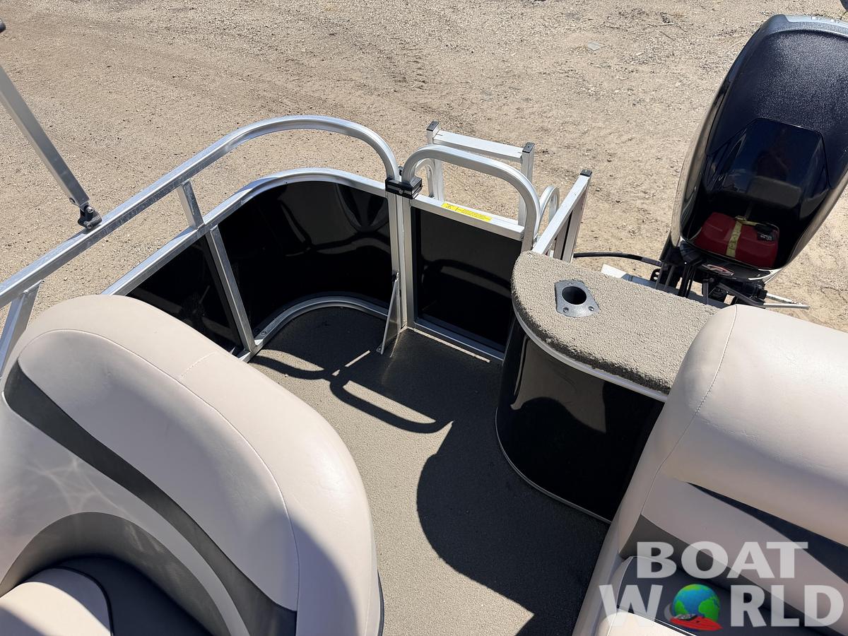 Used 2013 Qwest 7516 Adventure & 40HP Mercury 4Stroke - $16,995