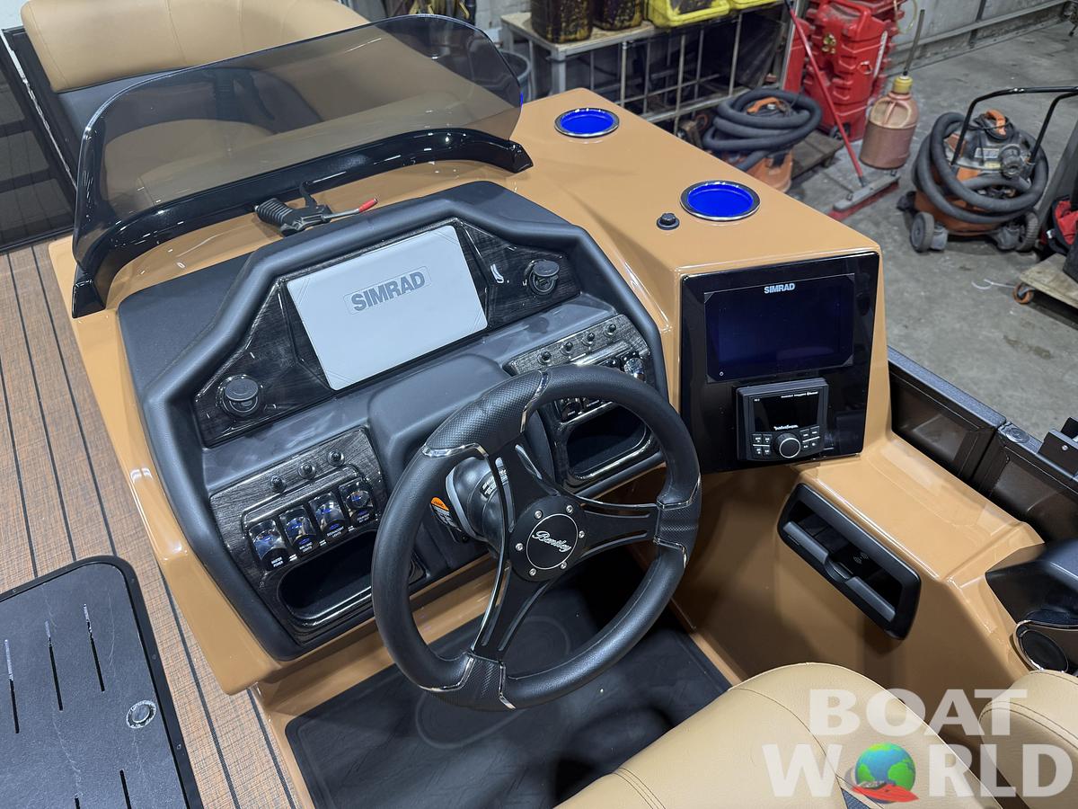 2026 Bentley Elite 223 Quad Swingback QSB Tritoon $64995