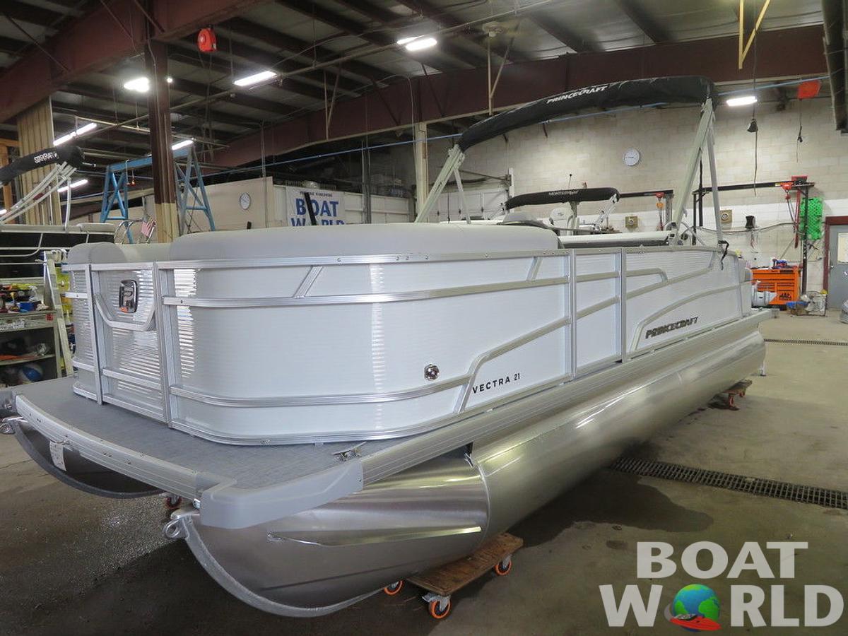 2025 Princecraft Vectra 21 RL Swingback SS Pontoon & Mercury 4-Stroke EFI