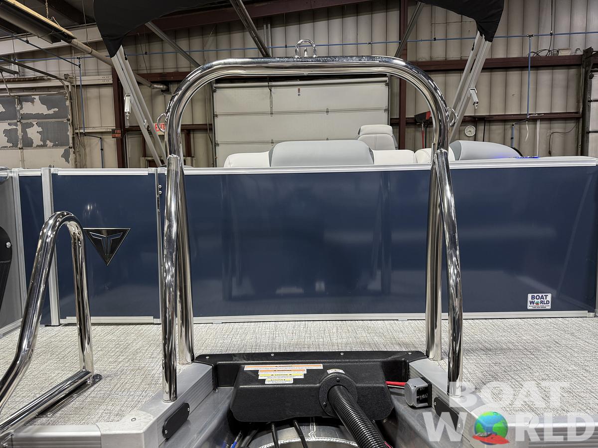 2025 Tahoe Pontoons Cascade 2385 Elite Cruise Tritoon & Honda 4-Stroke EFI