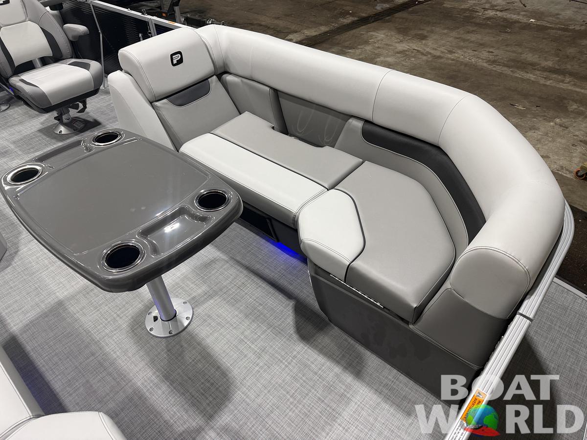 2026 Princecraft Vectra 23 RL SS Swingback Tritoon 