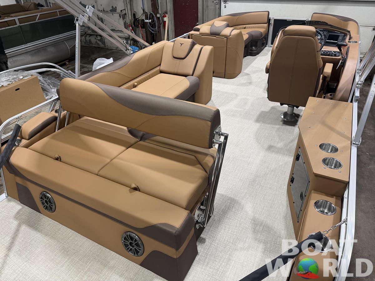 2025 Tahoe Pontoons LTZ 2385 Cruise Rear Bench (CRB) 