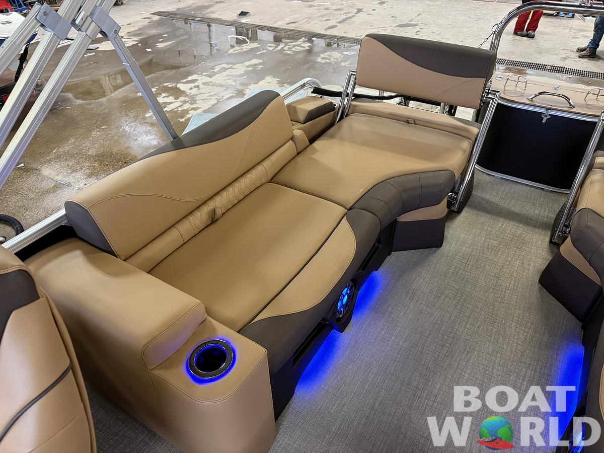 2025 Tahoe Pontoons LTZ 2385 Quad Lounge Shift Flip Tritoon & Honda 4-Stroke EFI