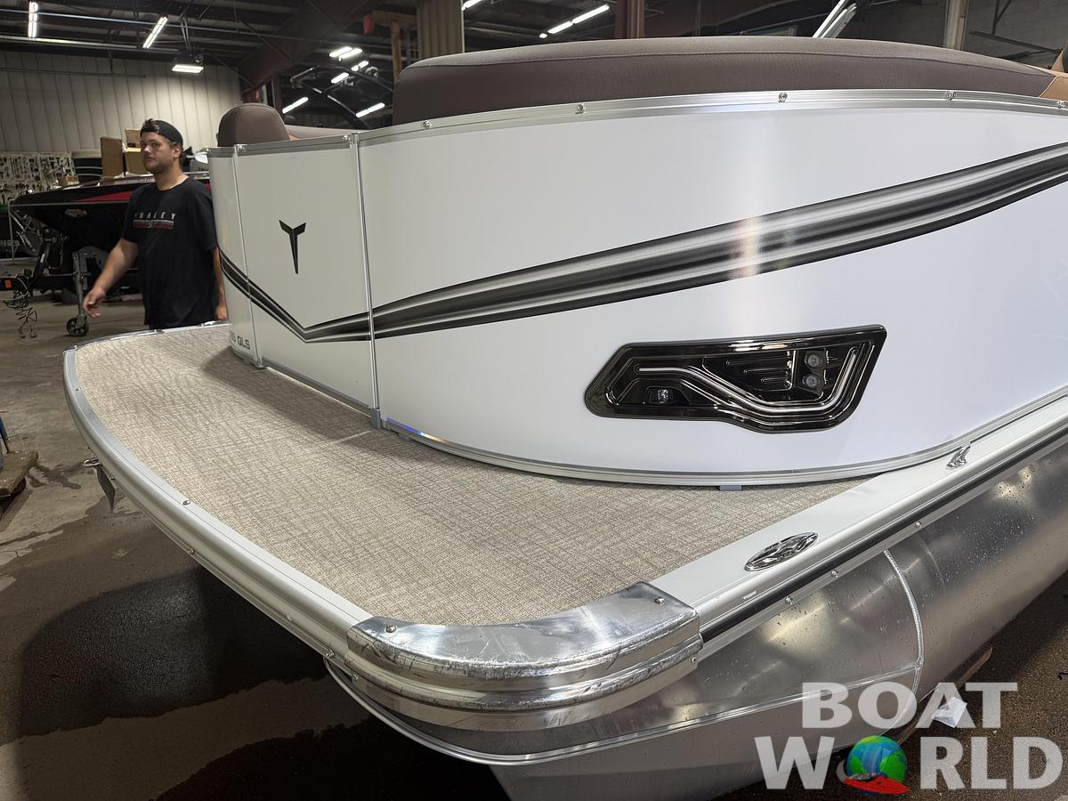 2026 Tahoe LTZ QLS 2385 Quad Lounge Shift $41995