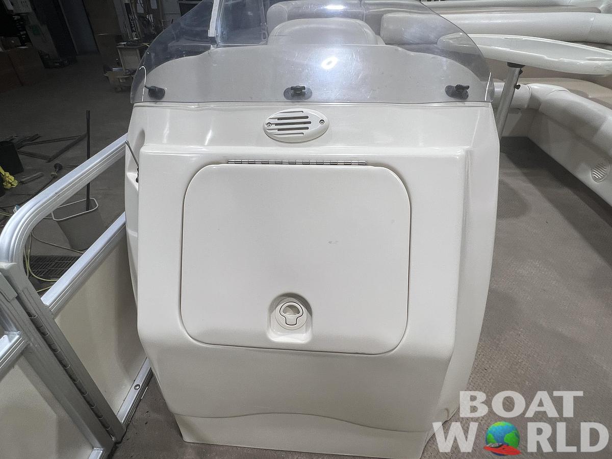 Used 2005 Sweetwater Tuscany 2286 & 40HP Yamaha 4Stroke -$12,995