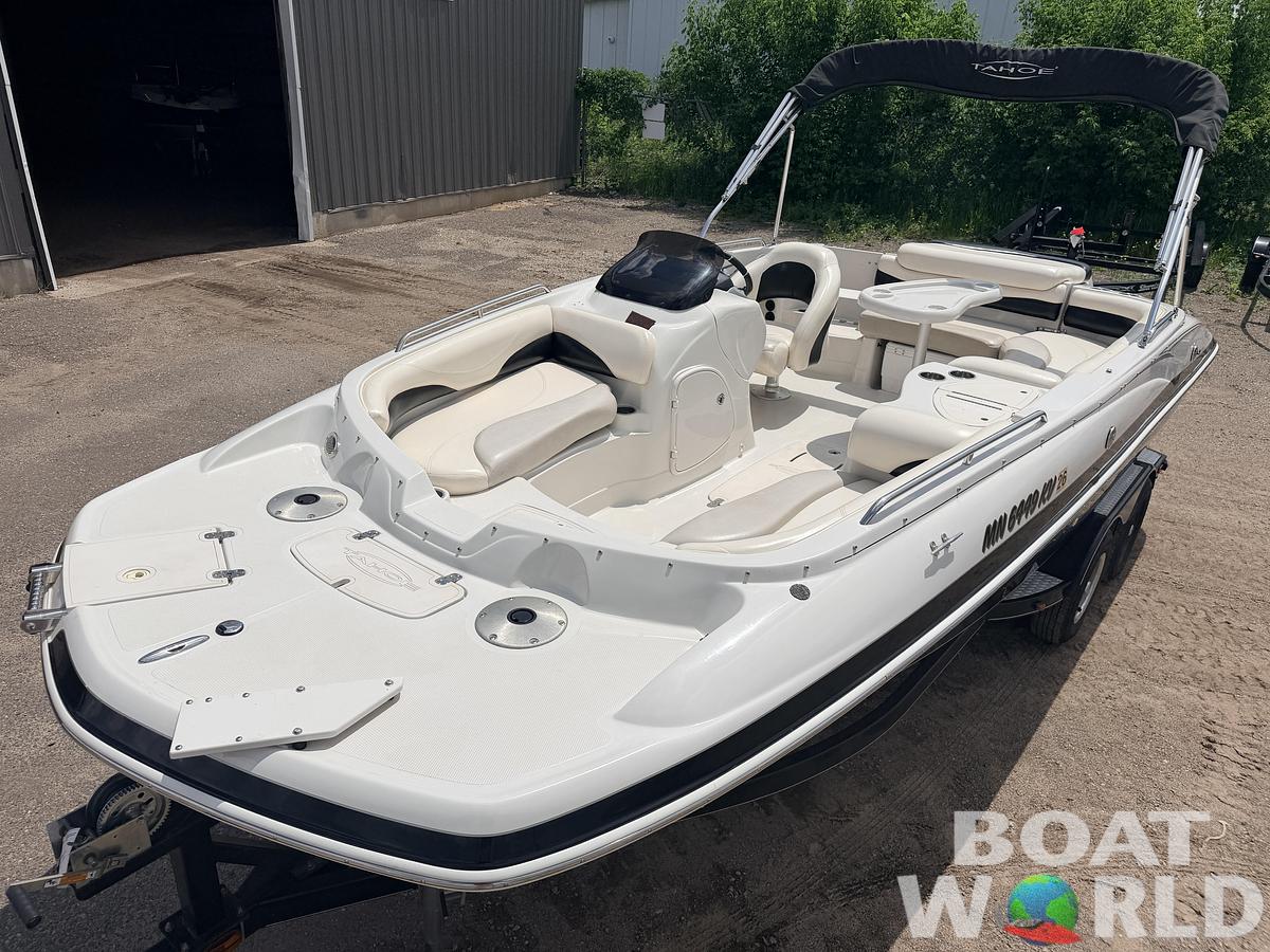 Used 2011 Tahoe 215 Xi Deck Boat & 220HP Mercruiser V8 -$17,995