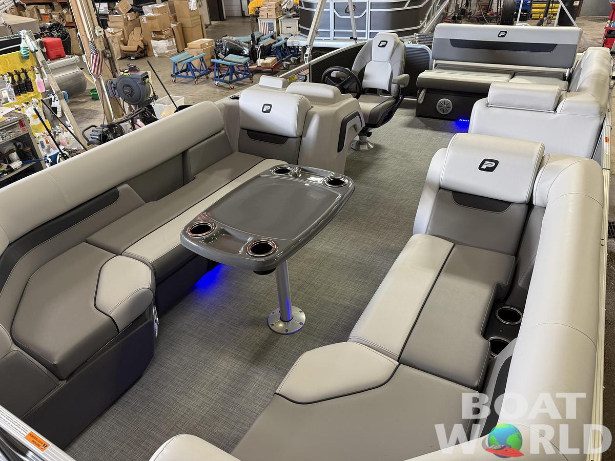 2026 Princecraft Vectra 23 RL Swingback Lounge Pontoon