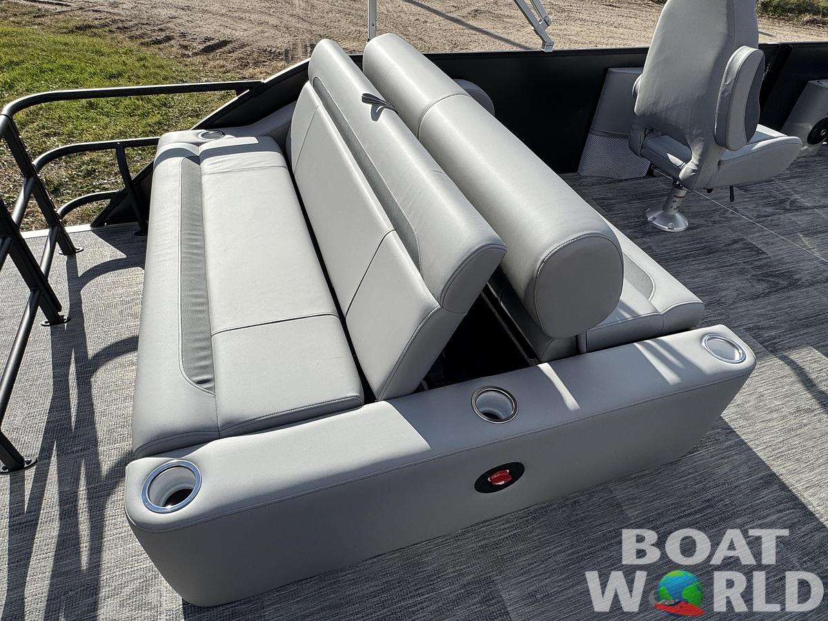 2026 Bentley Pontoons Forward Fish 220 Swingback