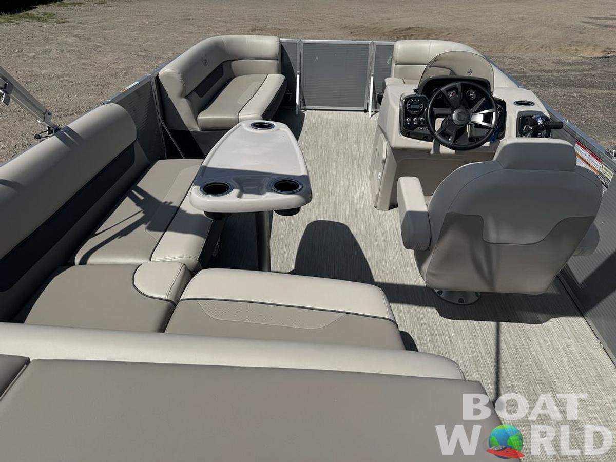 Used 2020 Princecraft Vectra 19 Pontoon