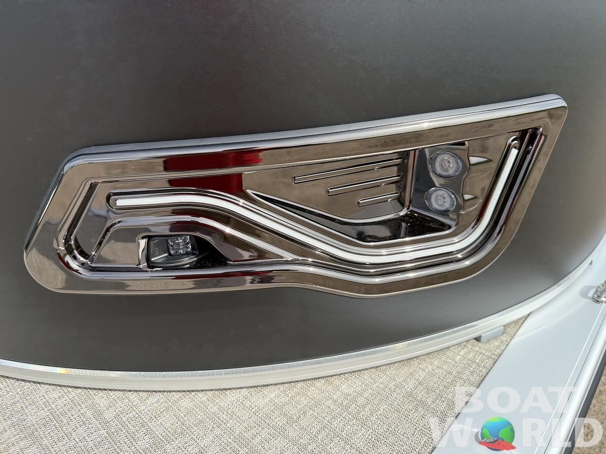 2025 Tahoe Pontoons LTZ 2385 Swingback (VRB) & Honda 4-Stroke EFI