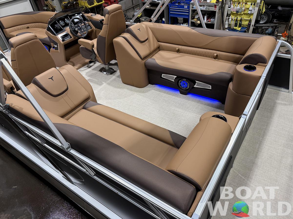 2027 Tahoe LTZ 2385 Quad Lounge & 4-Stroke $42995