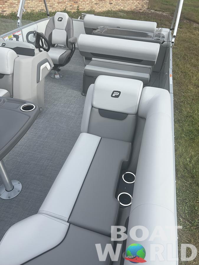 2026 Princecraft Vectra 23 RL Dinette Swingback Pontoon 