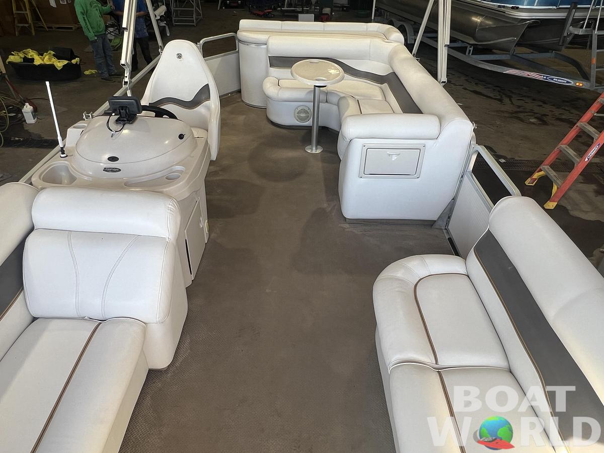 Used 2005 Premier 210 SunSation & 50HP Yamaha 4Stroke -$14,995