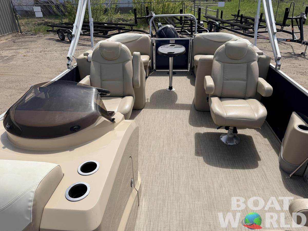 Used 2016 Sylvan Mirage 8524 LE & 150HP Mercury 4Stroke - $29,995