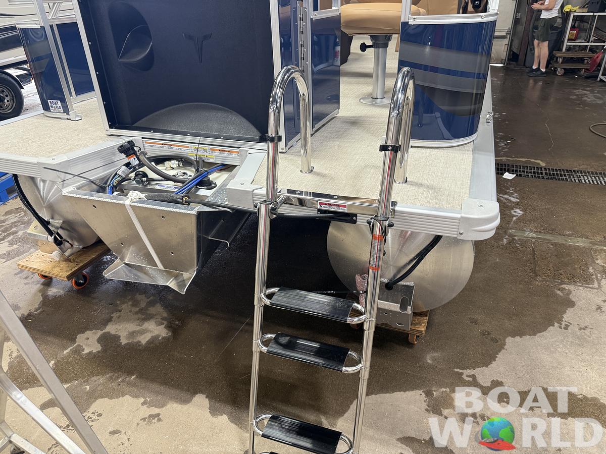 2026 Tahoe Pontoons Sport 2385 Rear Fish & Honda 4-Stroke EFI