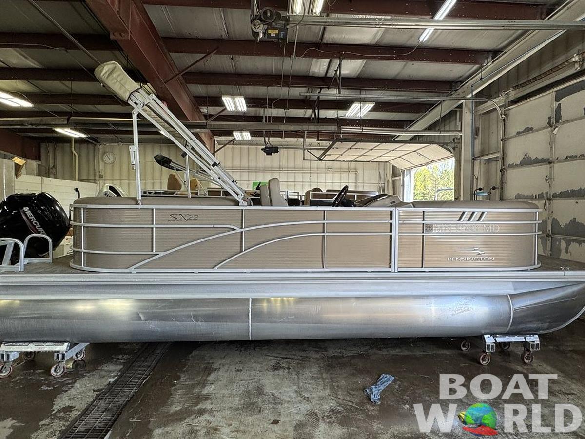 Used 2021 Bennington 22 SSR Pontoon