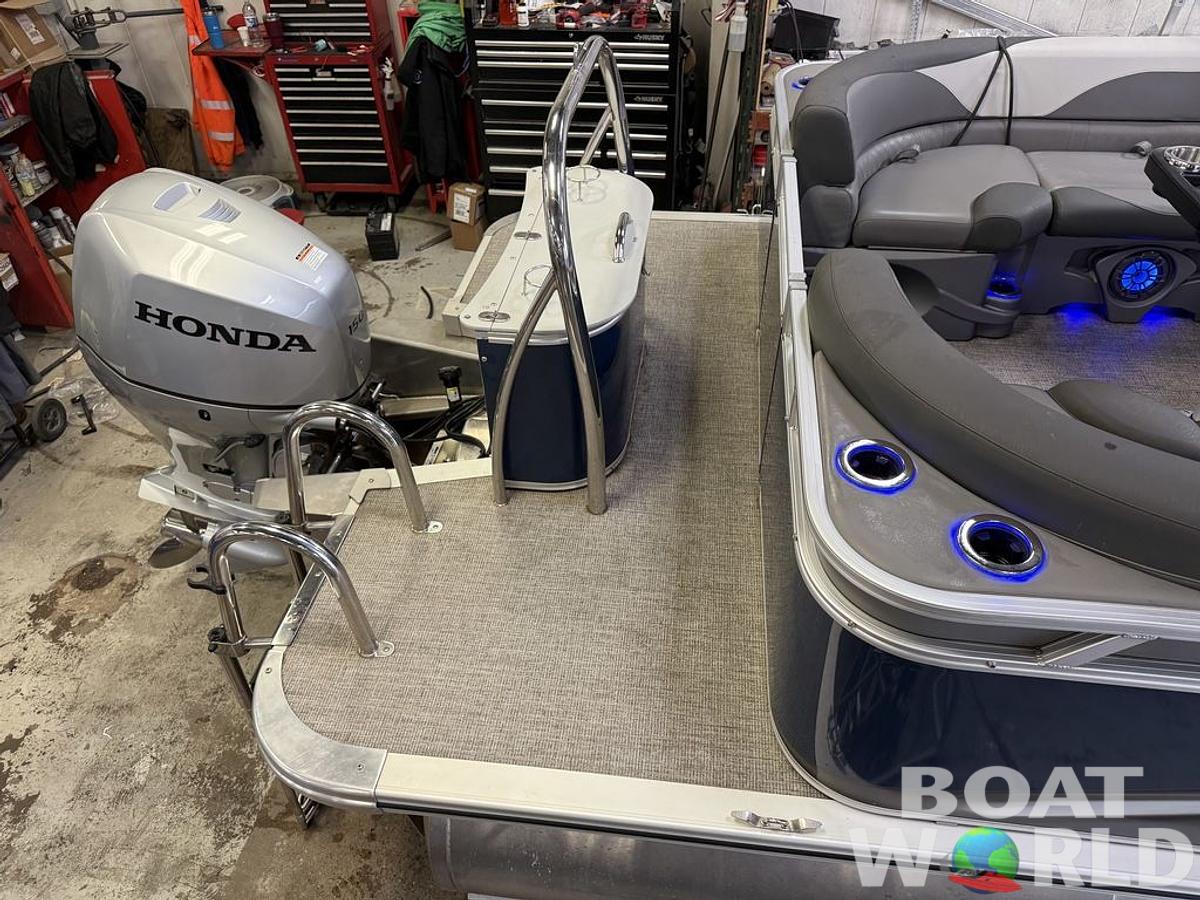 Used 2022 Tahoe Pontoons LTZ 2385 Quad Lounge Tritoon Pontoon & Honda 4-Stroke EFI