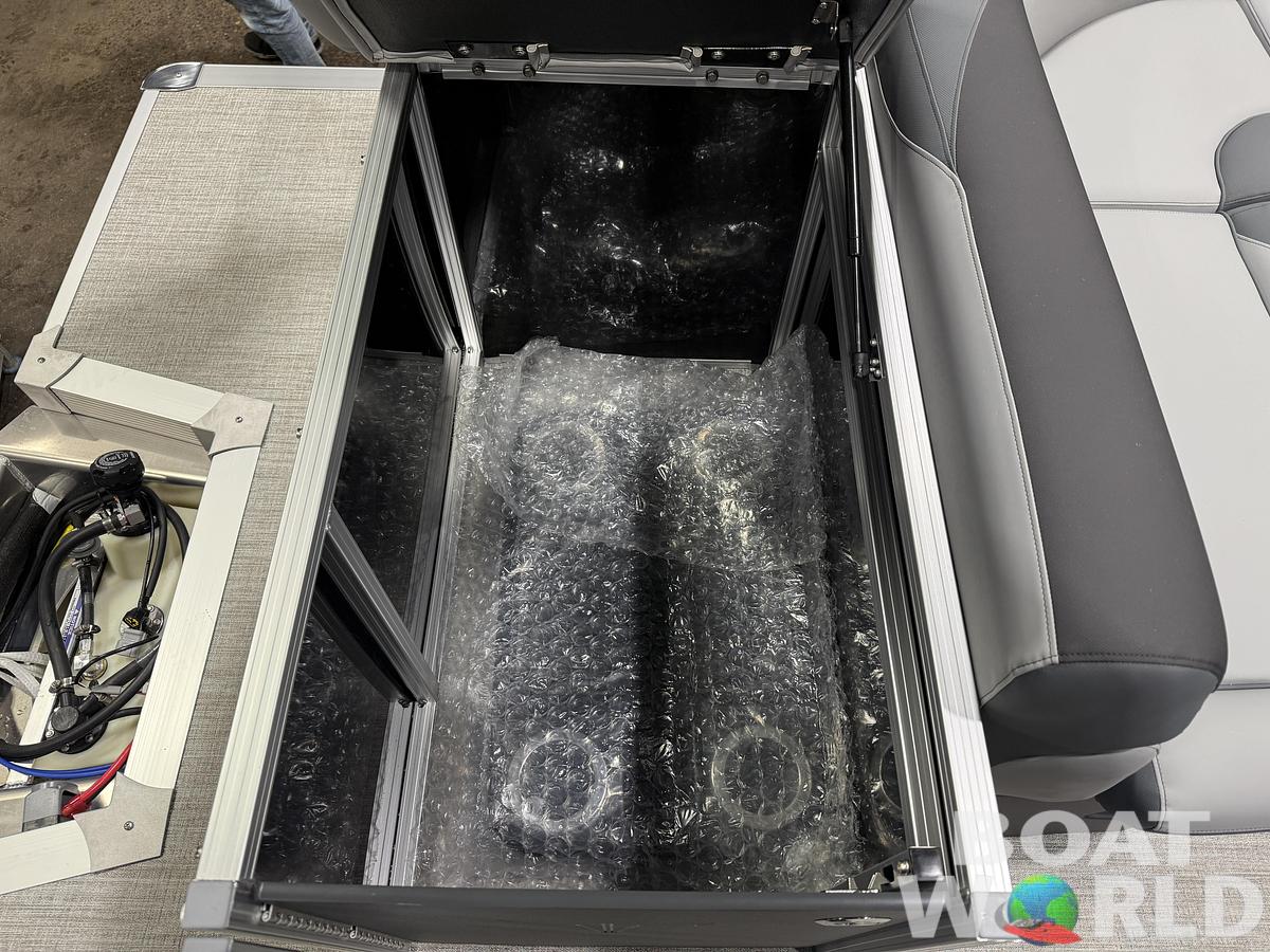 2026 Tahoe Pontoons LTZ 1985 Cruise Pontoon