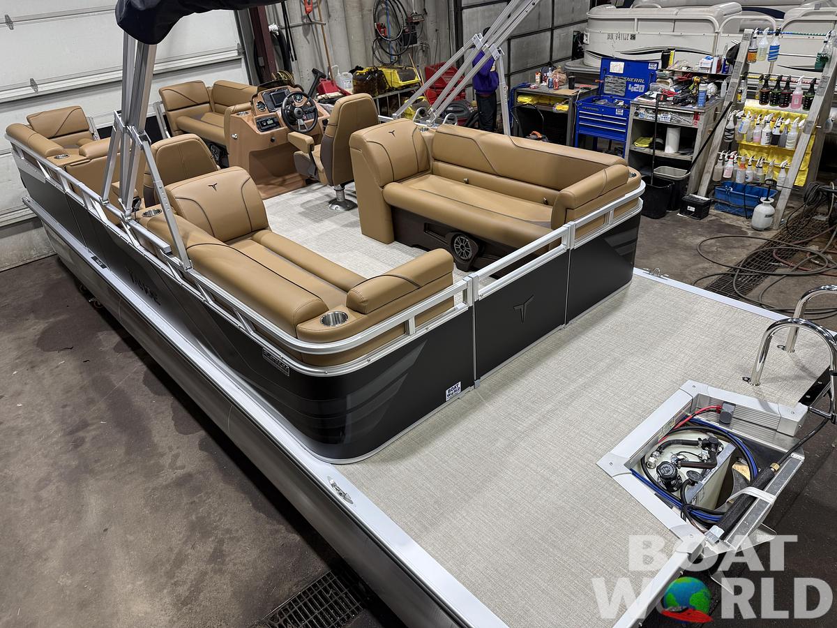 2026 Tahoe Pontoons Sport 2380 Quad Lounge