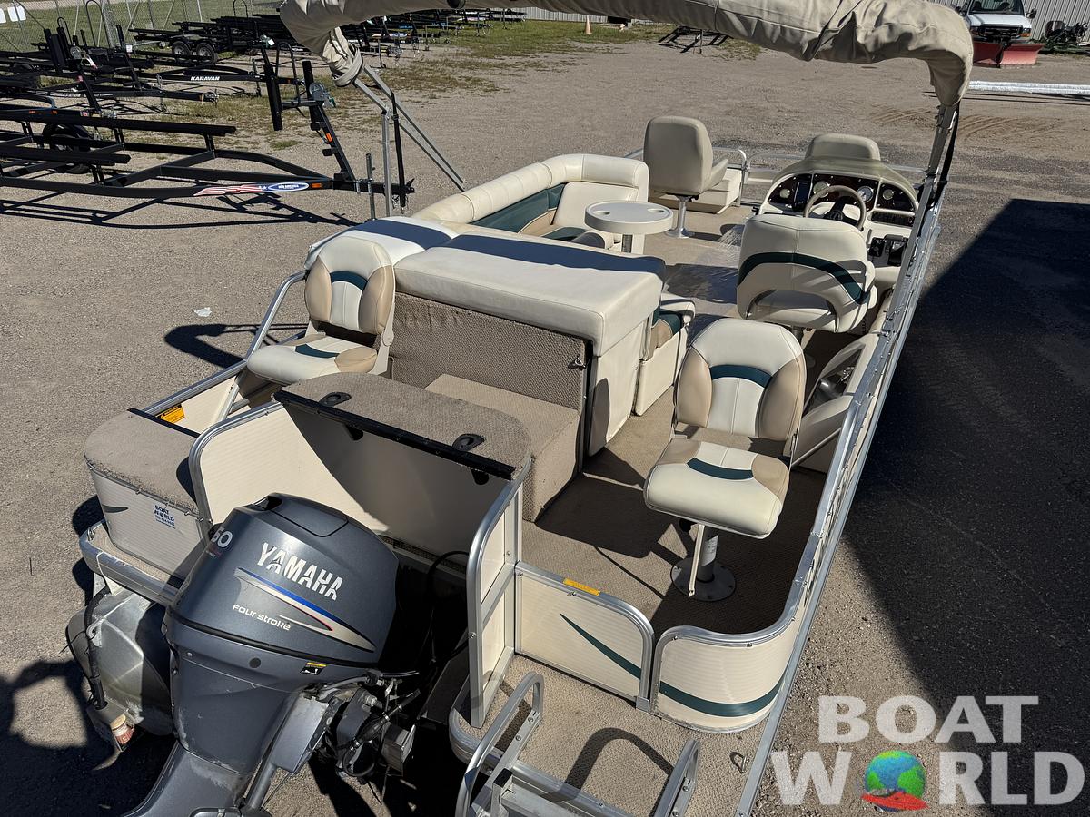 Used 2004 Sweetwater 2222 DF Pontoon