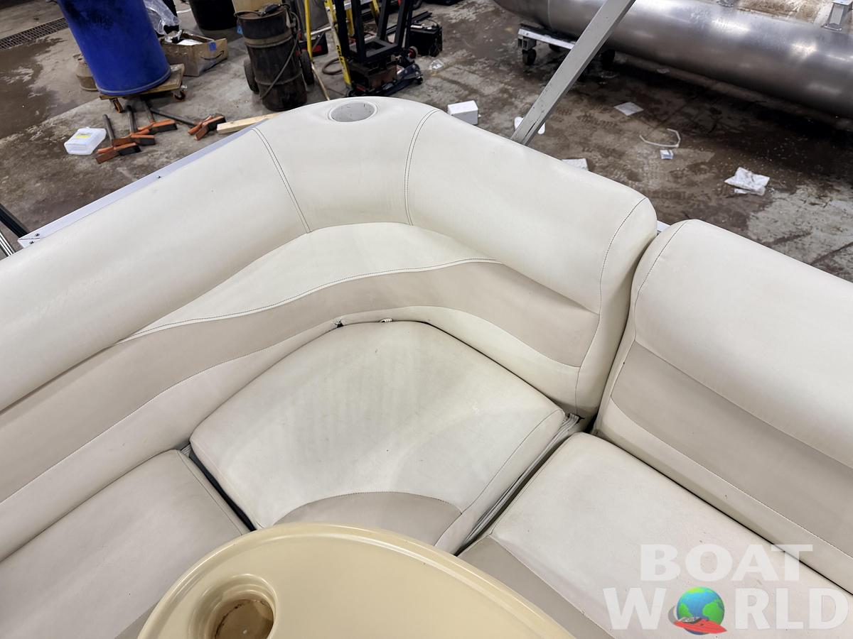 Used 2004 Premier 210 SunSation & 60HP Yamaha 4Stroke - $12,995